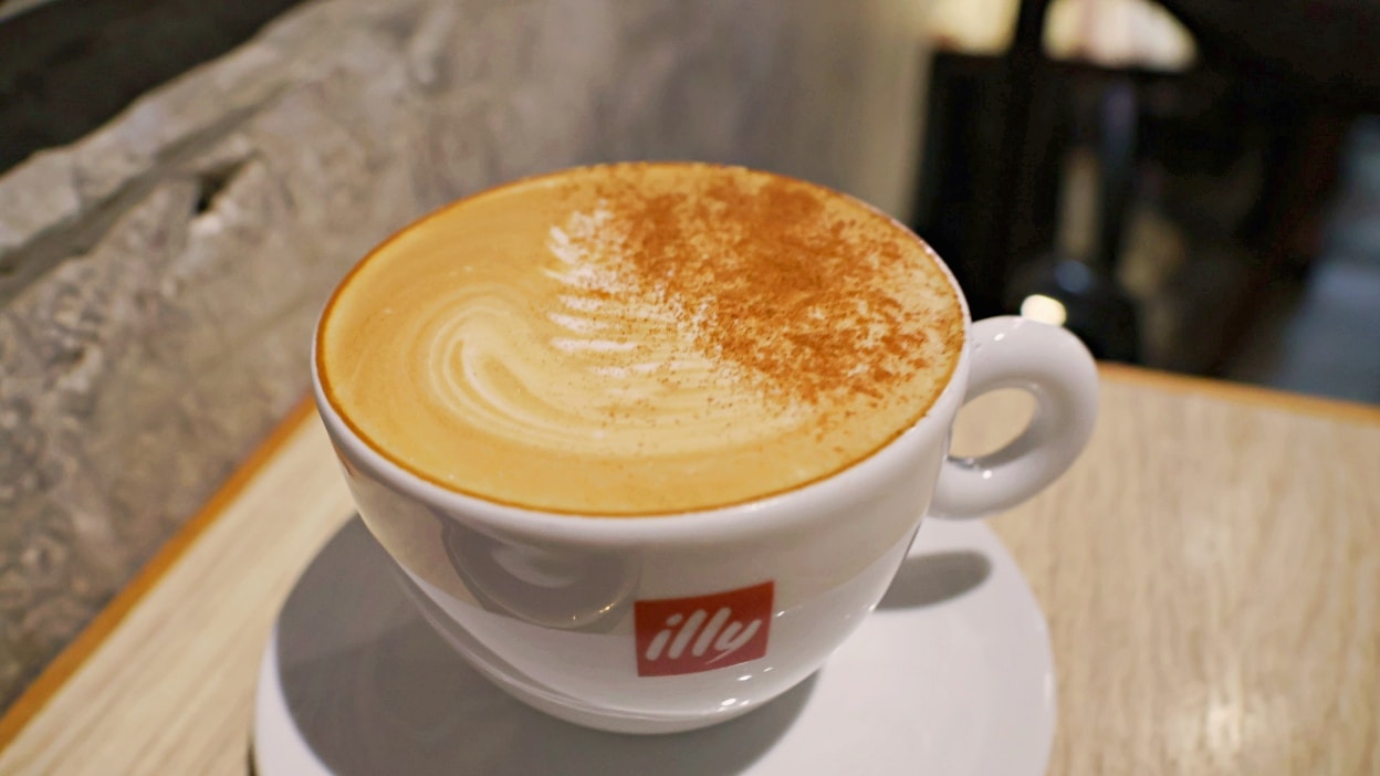 赤峰街美食|月霞咖啡Waha Cafe——讀書聊天皆宜的老派咖啡廳,菜單&真實評論 - 第12張圖 月霞咖啡Waha Cafe的評論