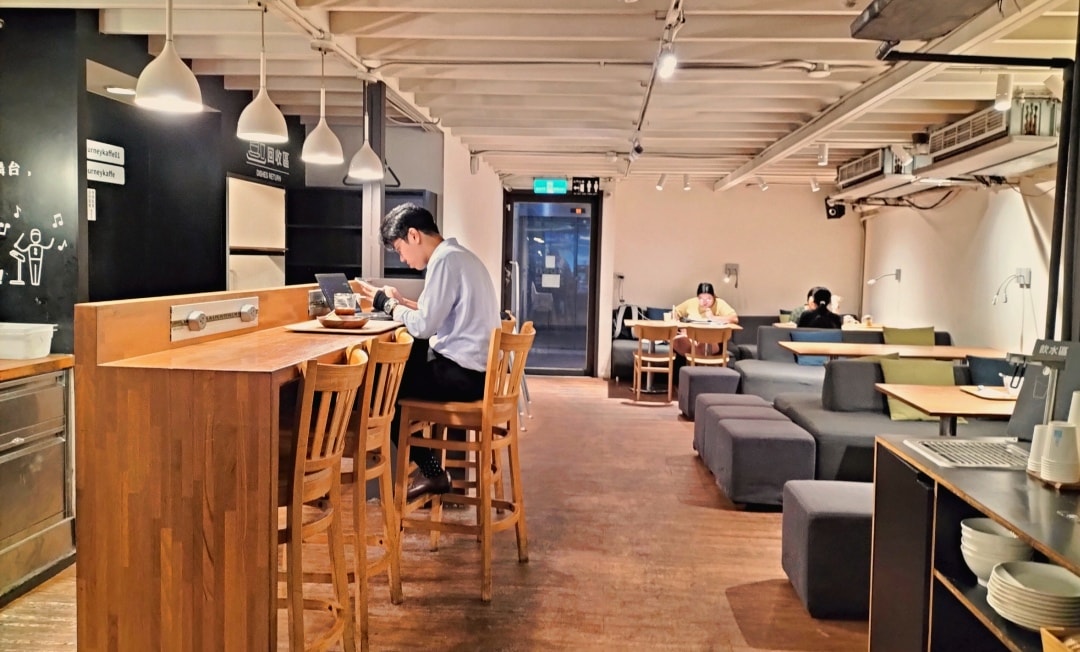 西湖咖啡廳不限時|覺旅咖啡西湖店——內湖寵物友善早午餐咖啡廳 - 第5張圖