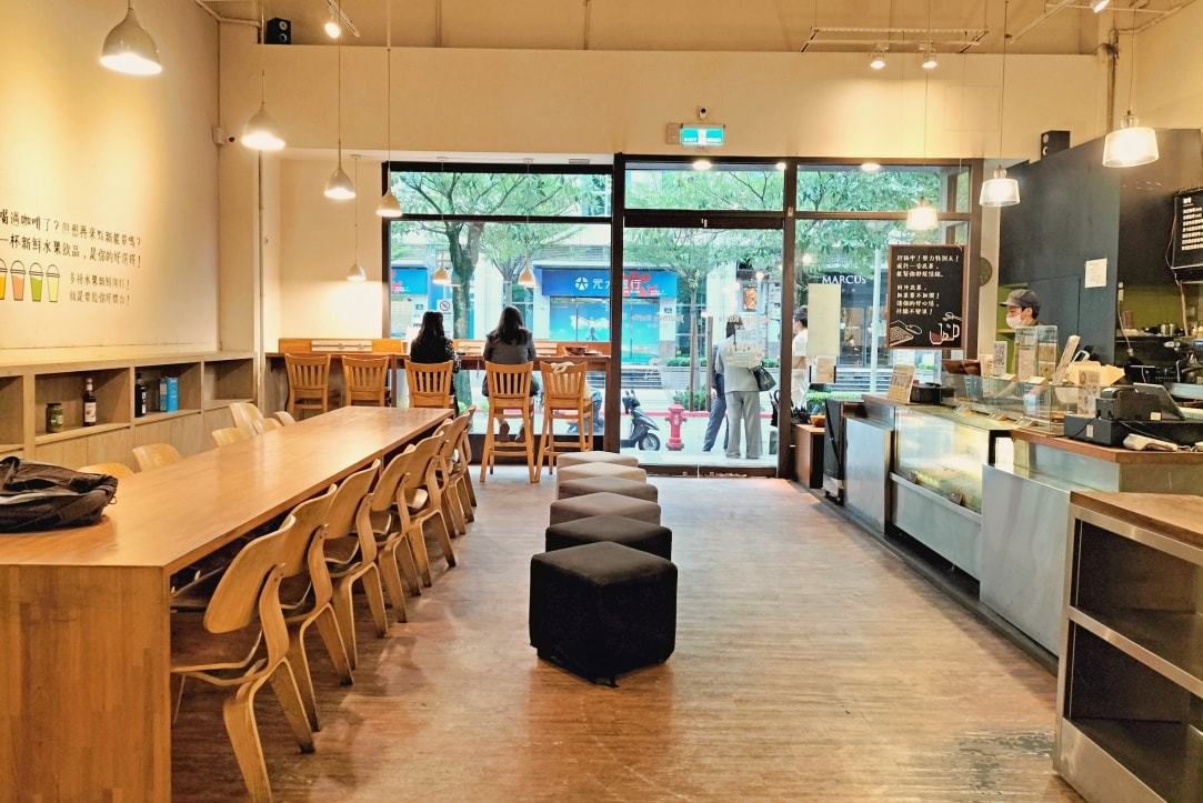 西湖咖啡廳不限時|覺旅咖啡西湖店——內湖寵物友善早午餐咖啡廳 - 第6張圖