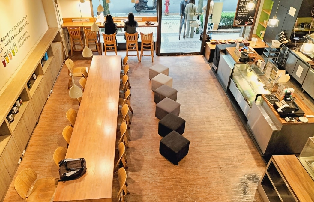 西湖咖啡廳不限時|覺旅咖啡西湖店——內湖寵物友善早午餐咖啡廳 - 第4張圖