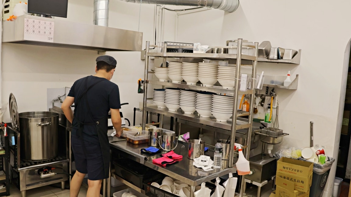 公館拉麵推薦|好呷拉麵 甜品吃到飽公館,無限續麵+30元甜品吃到飽,超高CP值平價美食 - 第7張圖