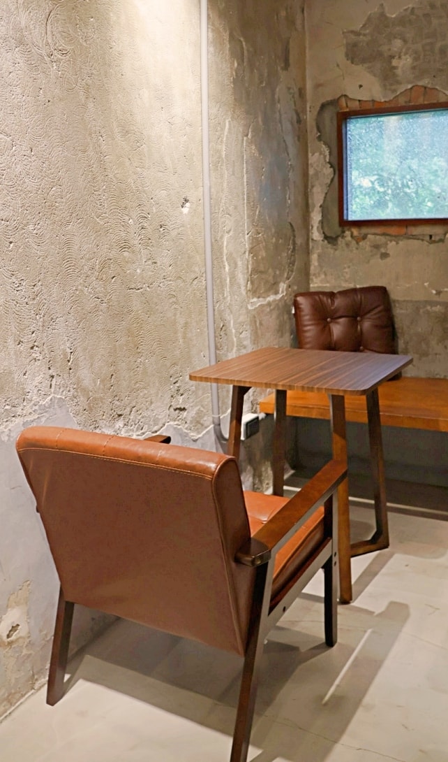 古亭下午茶|4F劇場咖啡古亭店 Theater café——樓中樓侘寂風網美咖啡廳 - 第12張圖