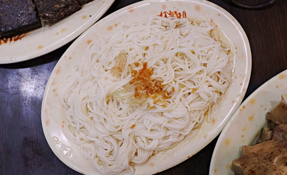 板橋羊肉爐|疆山炭燒羊肉爐板橋店——無羶味湯頭溫潤甘甜,華江橋下人氣新北羊肉爐 - 第28張圖