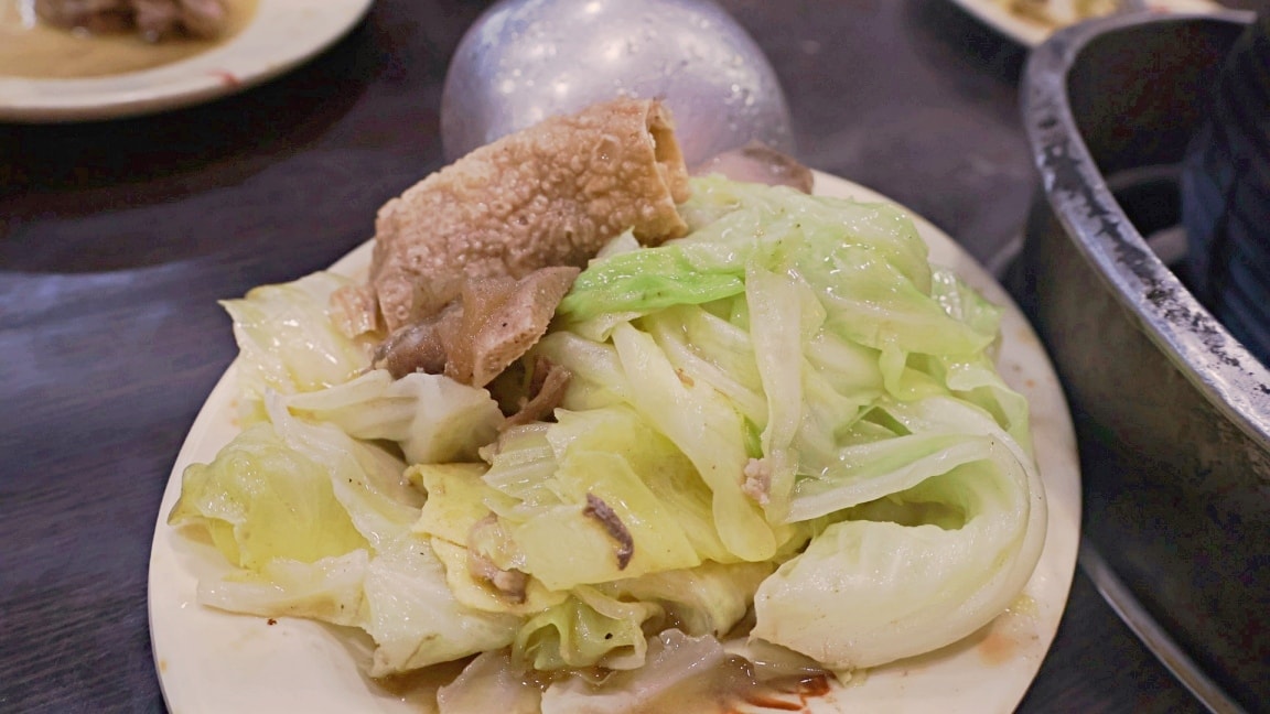板橋羊肉爐|疆山炭燒羊肉爐板橋店——無羶味湯頭溫潤甘甜,華江橋下人氣新北羊肉爐 - 第32張圖