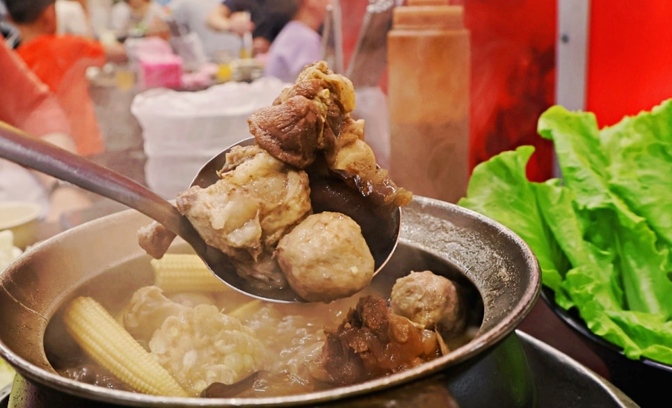 板橋羊肉爐|疆山炭燒羊肉爐板橋店——無羶味湯頭溫潤甘甜,華江橋下人氣新北羊肉爐 - 第34張圖 板橋羊肉爐推薦