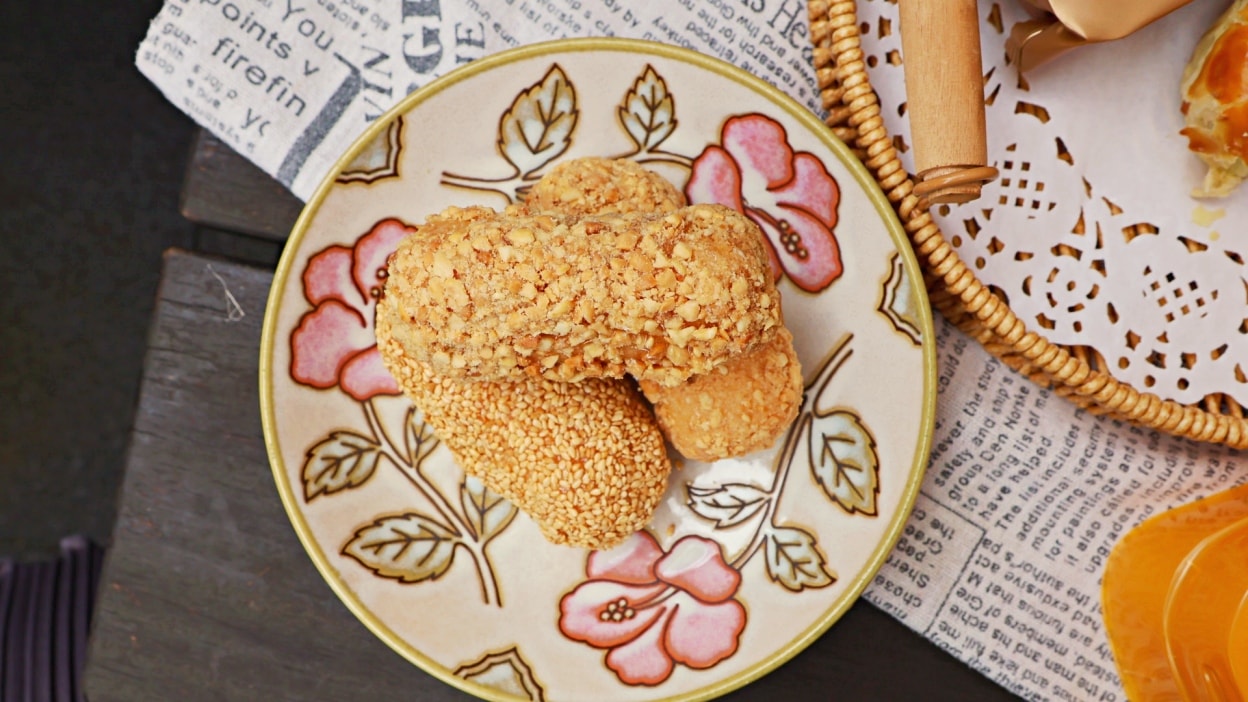 基隆伴手禮|珍味香餅家——基隆在地62年老店,招牌手工麻荖沙其馬帝王酥春節禮盒 - 第12張圖