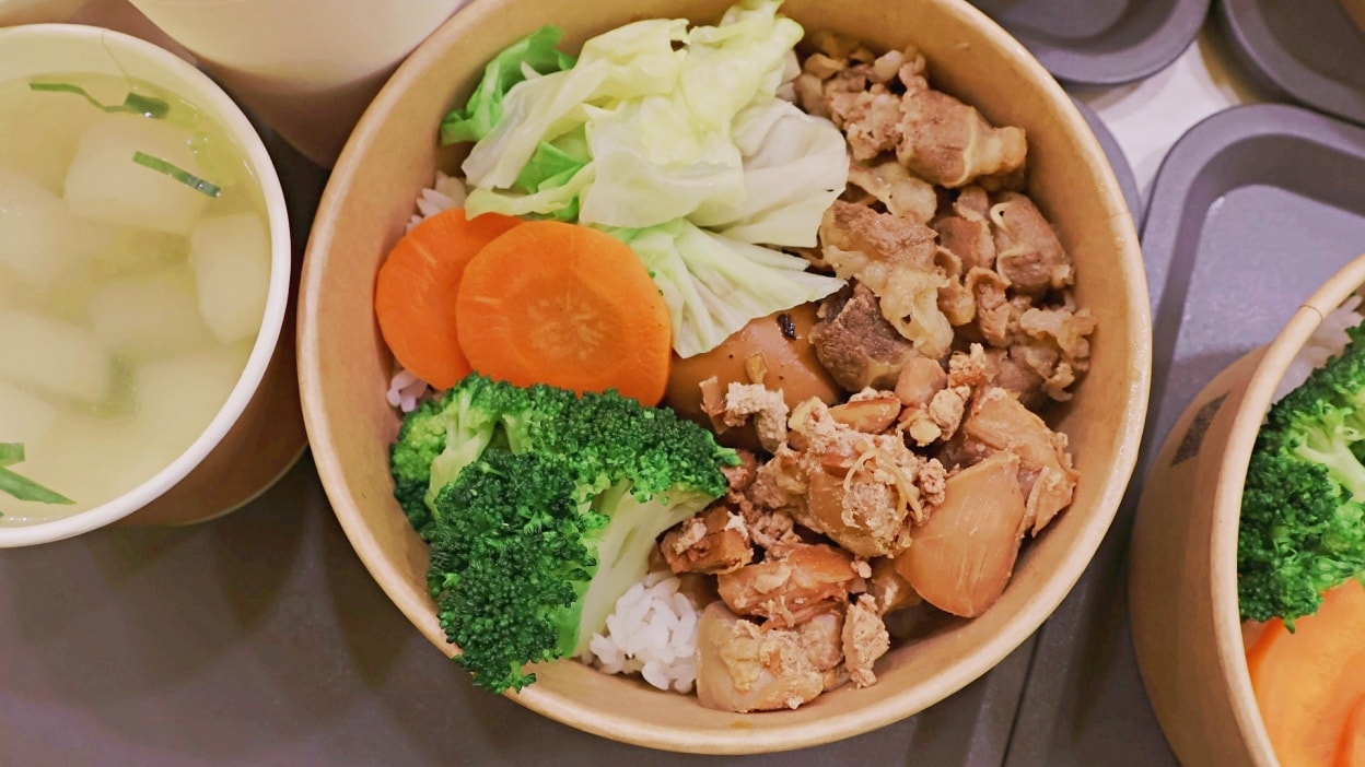 公館咖哩丼飯推薦|小鹿亭——日式咖哩飯烏龍麵90元起,台電大樓平價食堂 - 第19張圖