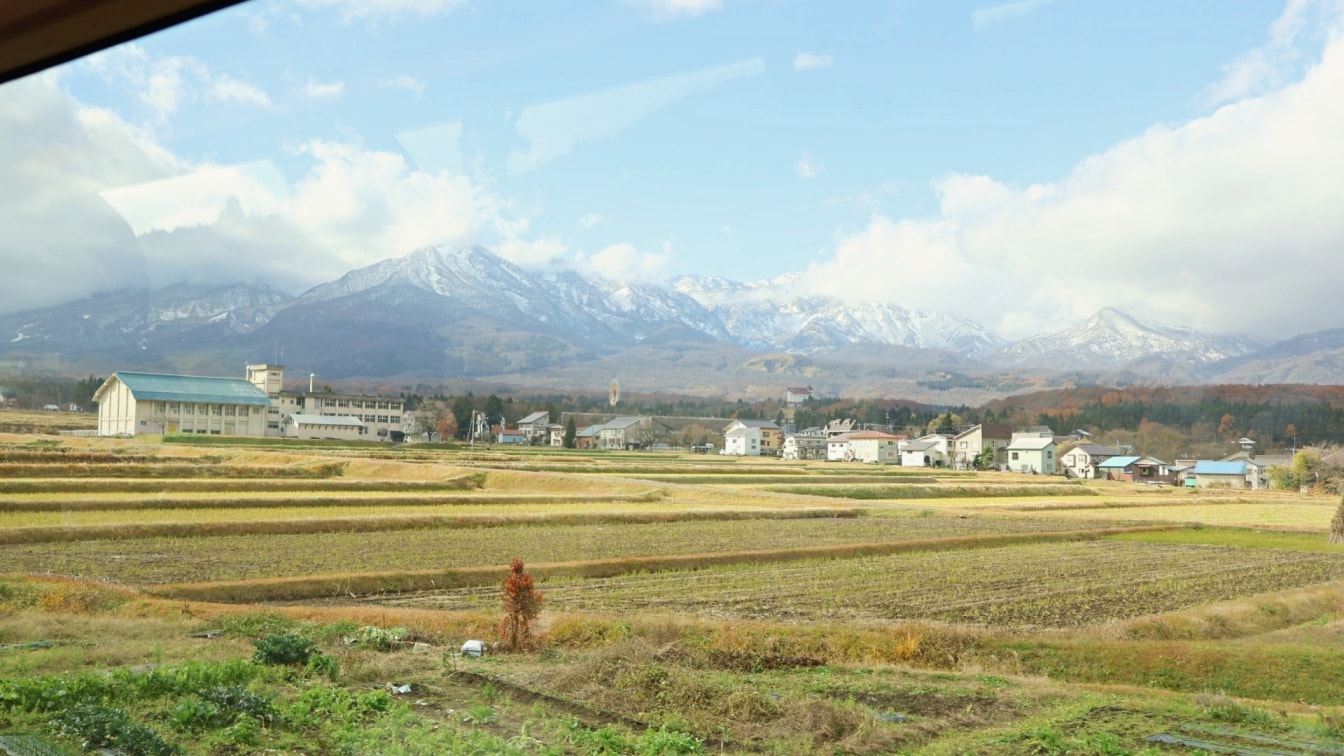 雪月花列車|新潟最美觀光列車,山海美景 × 和洋雙饗料理,一次預約享受 - 第14張圖