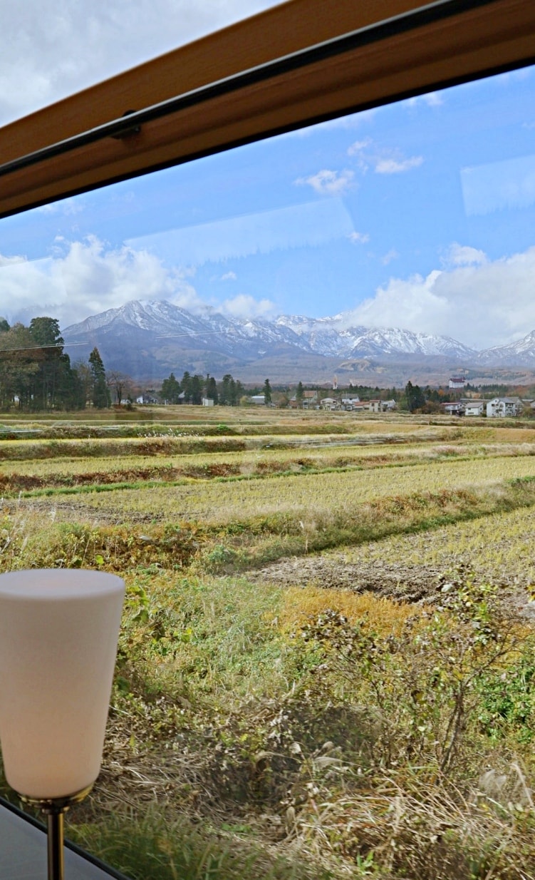 雪月花列車|新潟最美觀光列車,山海美景 × 和洋雙饗料理,一次預約享受 - 第15張圖