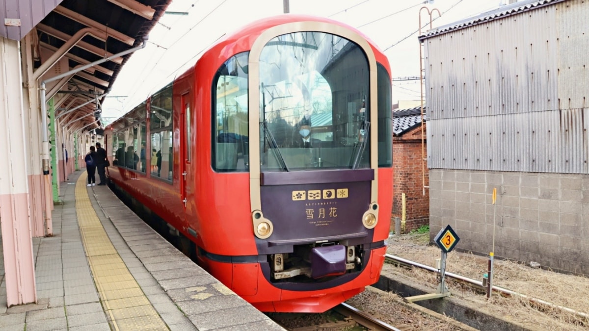 雪月花列車|新潟最美觀光列車,山海美景 × 和洋雙饗料理,一次預約享受 - 第6張圖