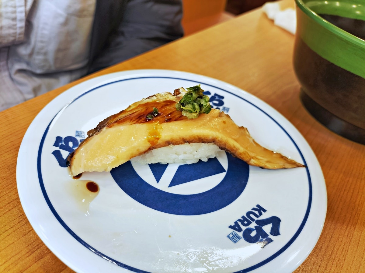 裕隆城壽司|くら寿司 藏壽司 新店威秀裕隆店——平價豐富,寬敞舒適 - 第21張圖