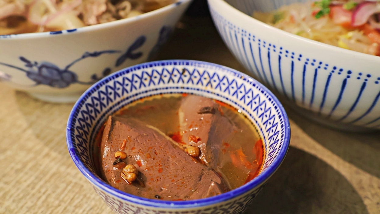 新店牛肉麵|功夫豬私廚好麵評論——獨家秘製湯頭,大坪林眷村懷舊風特色餐廳 - 第26張圖