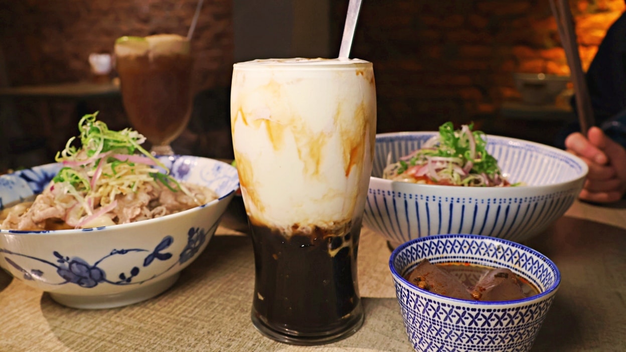 新店牛肉麵|功夫豬私廚好麵評論——獨家秘製湯頭,大坪林眷村懷舊風特色餐廳 - 第33張圖