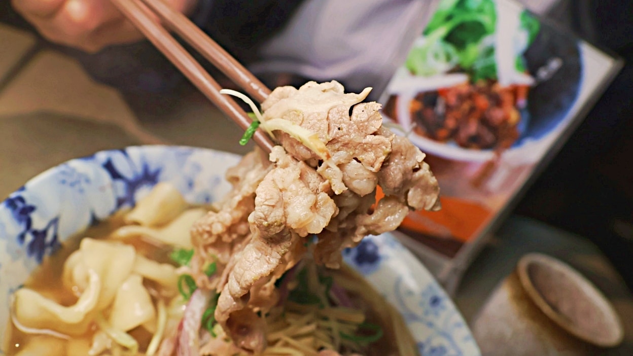 新店牛肉麵|功夫豬私廚好麵評論——獨家秘製湯頭,大坪林眷村懷舊風特色餐廳 - 第19張圖