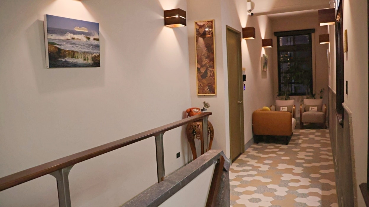 基隆廟口住宿推薦|安樓文旅 Enzo House:70年內科醫院改建的有故事老宅旅宿 - 第10張圖