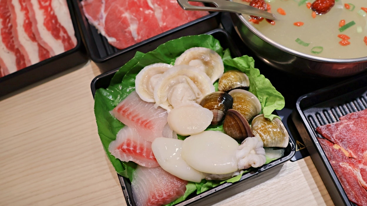 永和平價火鍋|食一鍋火鍋已經沒有吃到飽,個人套餐240元起,環境舒適裝潢美 - 第34張圖