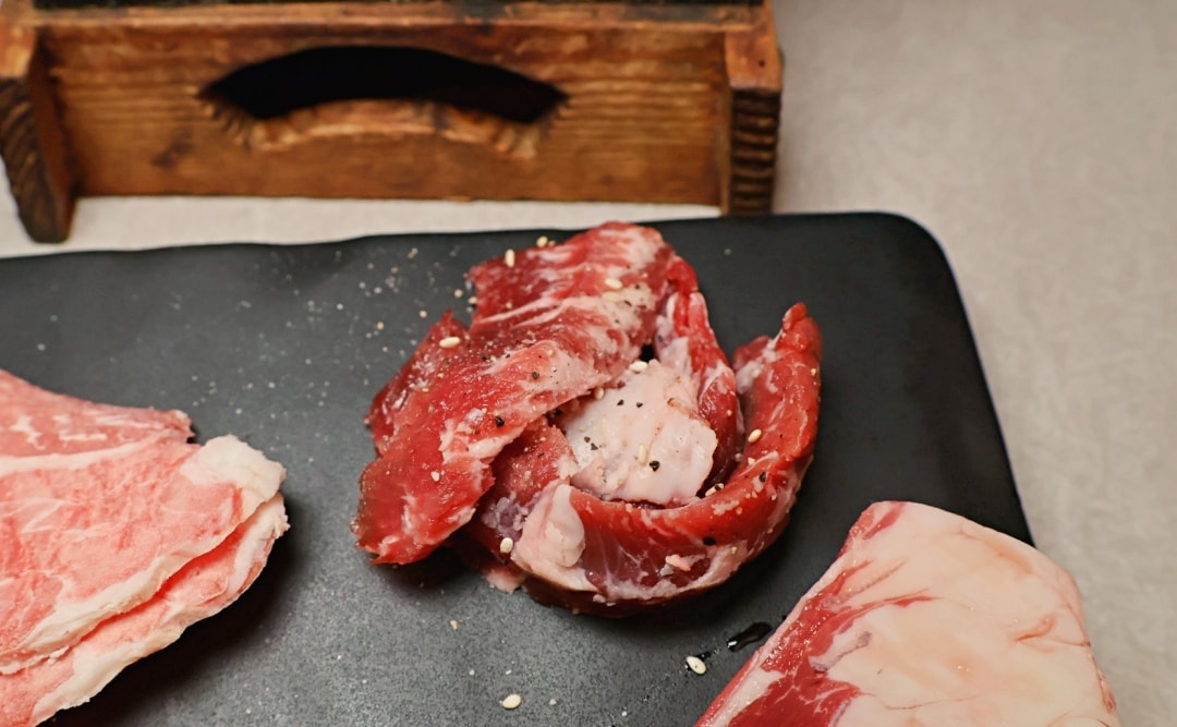 台北東區燒肉吃到飽推薦|火之舞蓁品燒放題,和牛燒肉×肋眼牛排無限吃,高CP值老字號燒肉名店 - 第27張圖