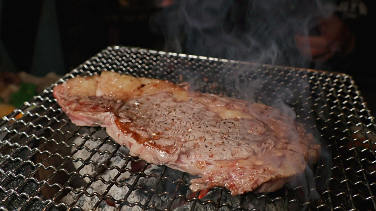 台北東區燒肉吃到飽推薦|火之舞蓁品燒放題,和牛燒肉×肋眼牛排無限吃,高CP值老字號燒肉名店 - 第24張圖