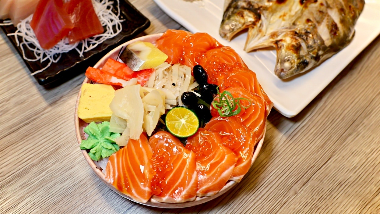 桃園大湳市場美食推薦|紳爺食堂:日本人也愛的高CP值生魚片定食 - 第24張圖