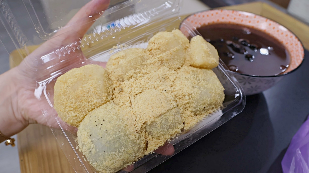 行天宮麻糬|不老客家傳統麻糬有店面!不老燒麻糬還有販售冰品紅豆湯麻糬 - 第7張圖