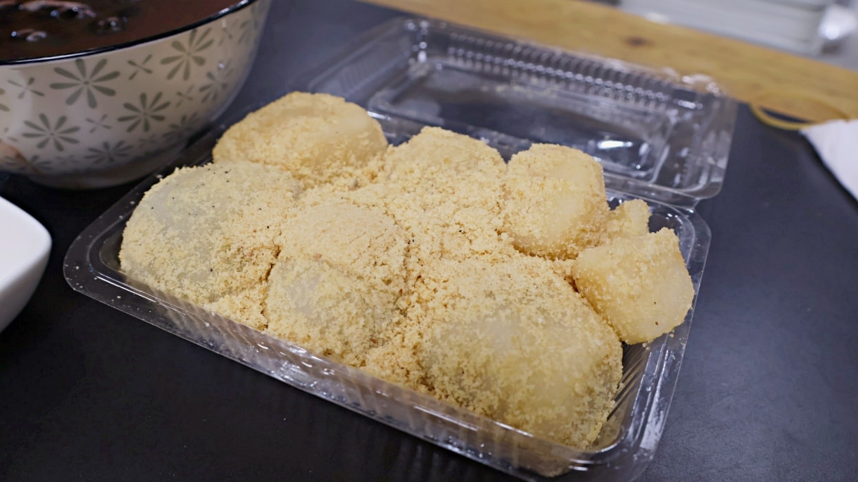 行天宮麻糬|不老客家傳統麻糬有店面!不老燒麻糬還有販售冰品紅豆湯麻糬 - 第6張圖