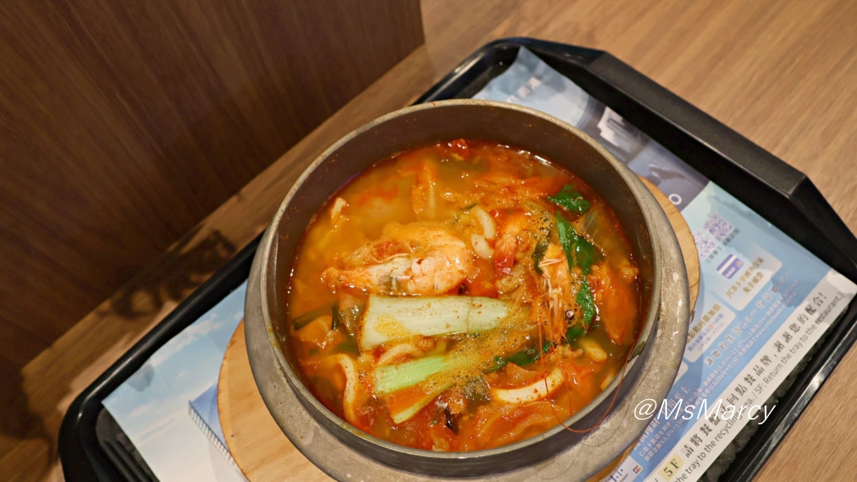 南港LaLaport美食推薦|豆腐里台灣首店——必吃菜單不只石鍋飯,炒碼麵蝦香濃郁 - 第8張圖