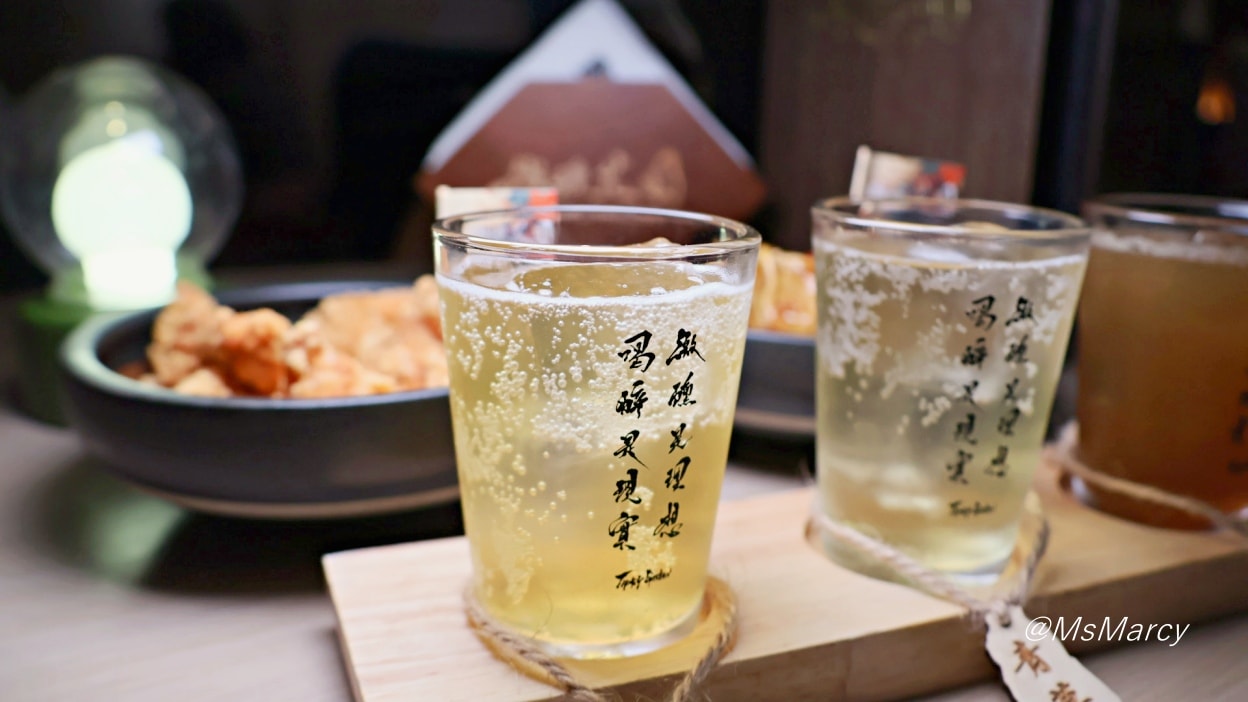 北車約會餐酒館推薦|微醺花園小酒館——獨特台灣小吃駐唱酒吧,深受外國旅客喜愛的TOP 1 TaipeiNightlife - 第27張圖