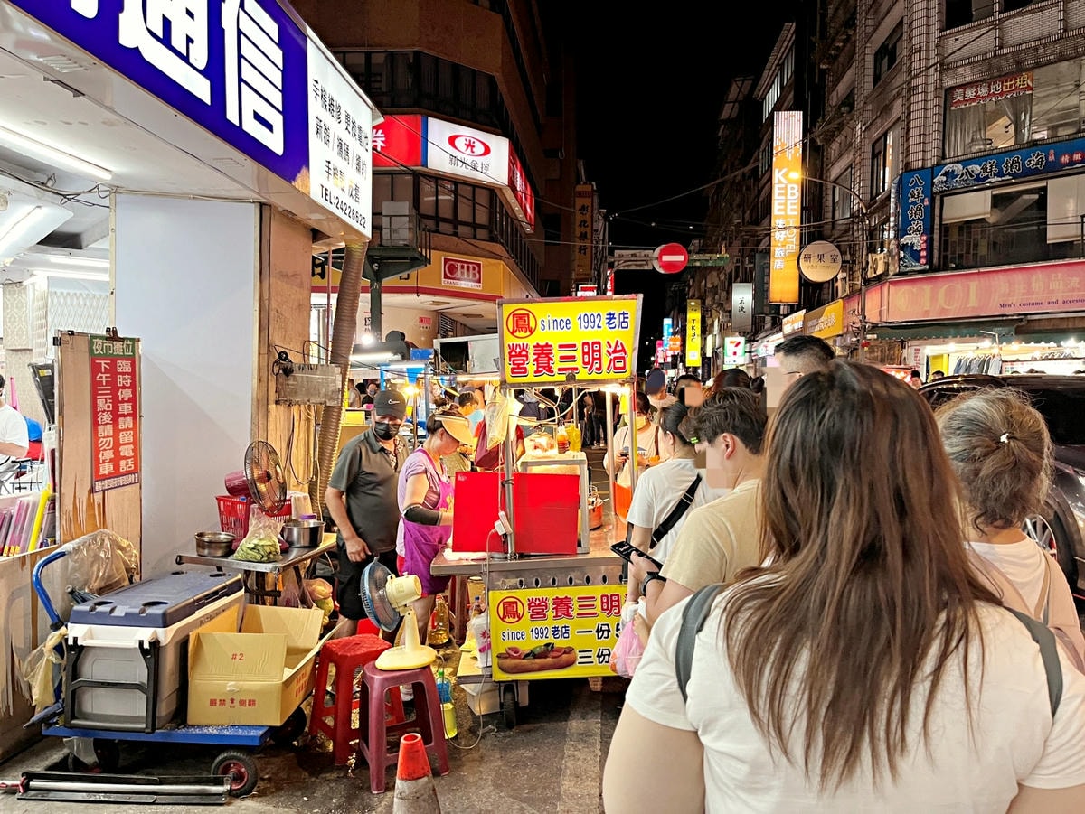 基隆廟口住宿|集好旅店KEEBE Hotel ——位於廟口夜市中的質感旅宿 - 第6張圖