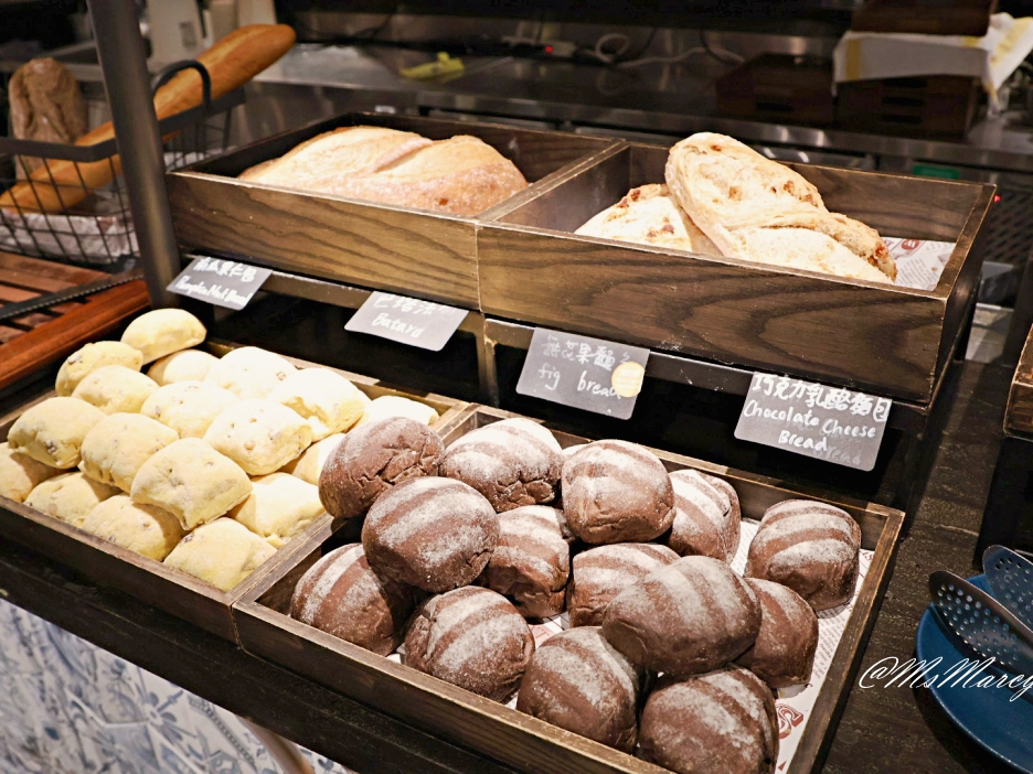 青埔住宿推薦|COZZI Blu 和逸飯店桃園館——緊鄰華泰名品城與Xpark的質感飯店選擇 - 第24張圖