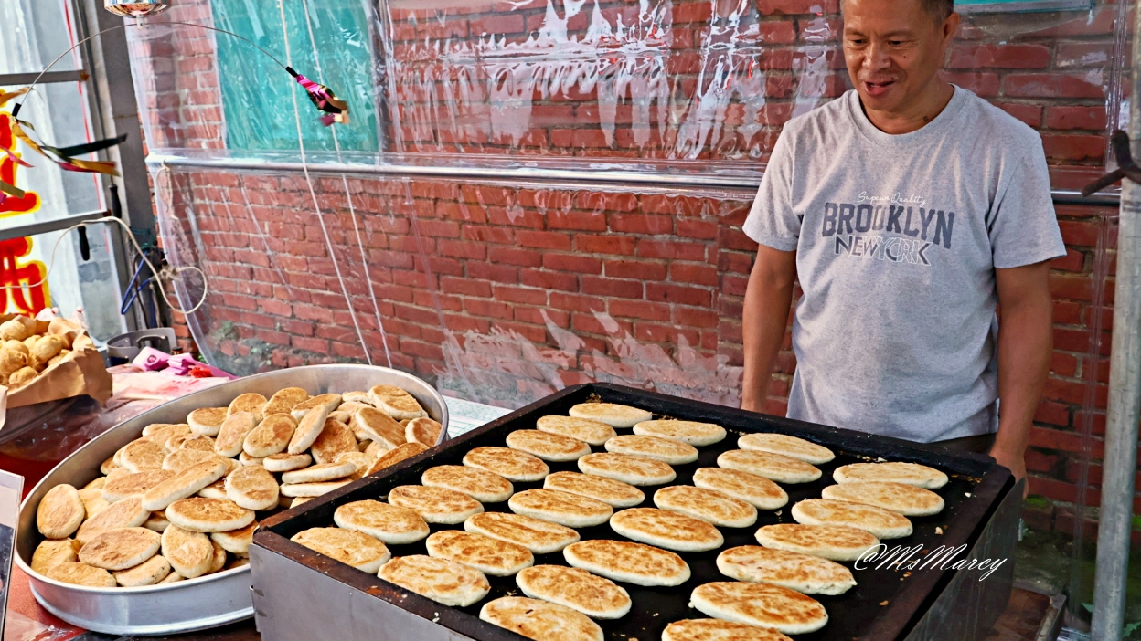 拱天宮小吃|白沙屯柯斎牛舌餅:古法製作傳統風味,媽祖廟必買伴手禮 - 第7張圖