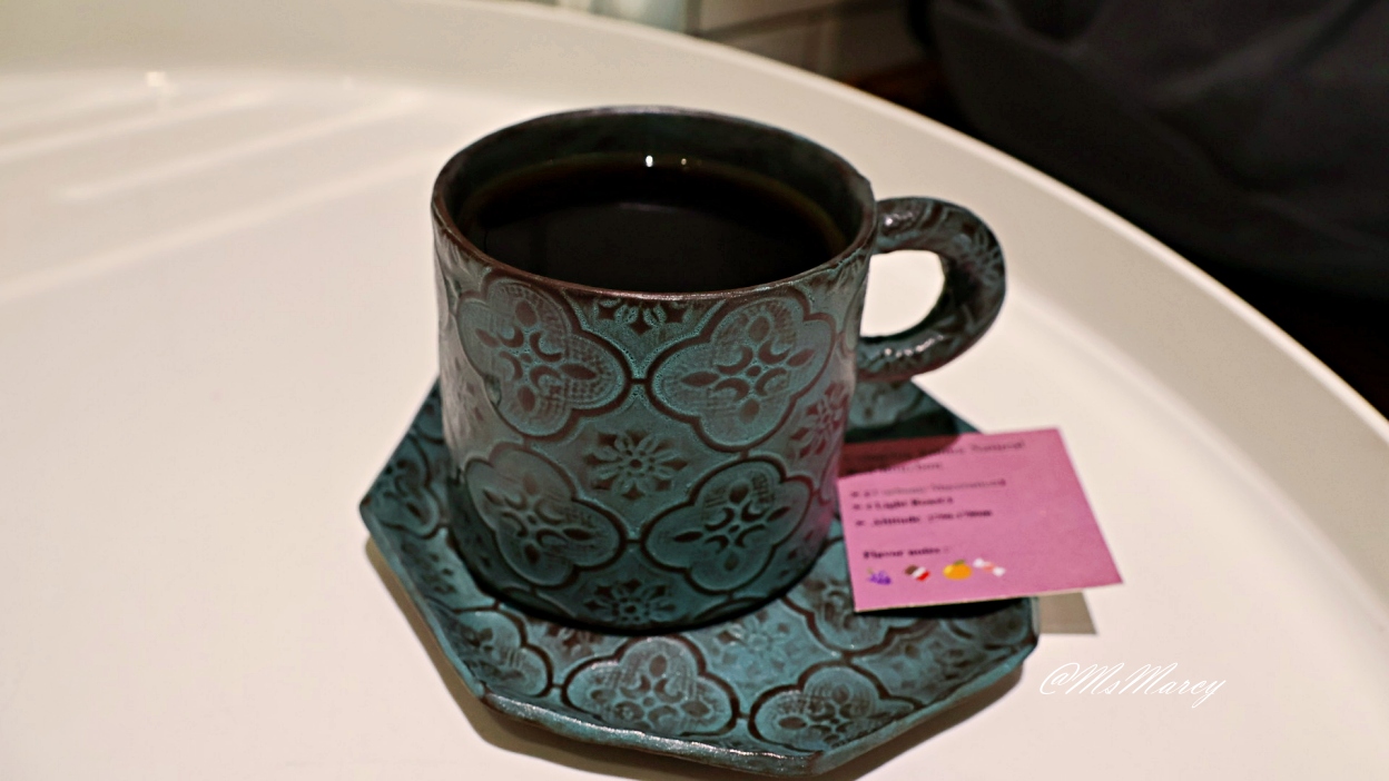 正濱漁港咖啡廳|萬祝號Wanchu Coffee:經典基隆老屋咖啡廳,手沖義式皆出色 - 第15張圖