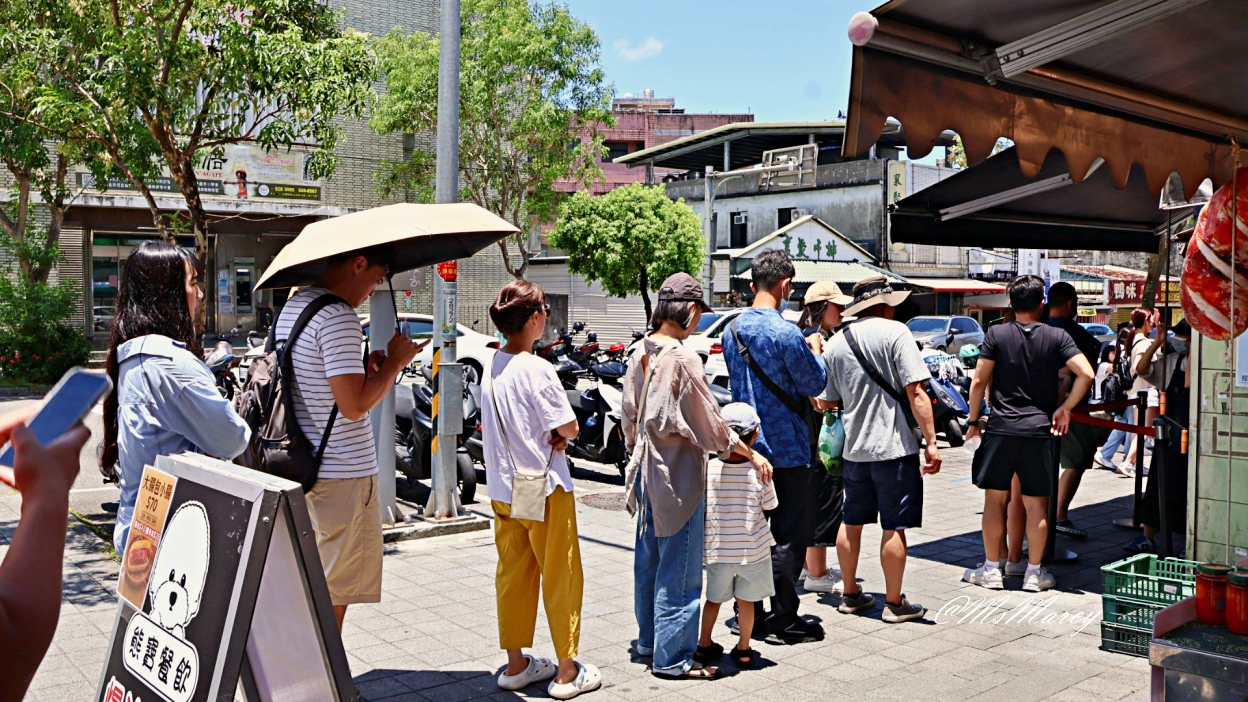 宜蘭礁溪蔥油餅|柯氏蔥油餅:必吃的炸彈蔥油餅,米其林必比登推薦,烈日也甘願排隊 - 第5張圖