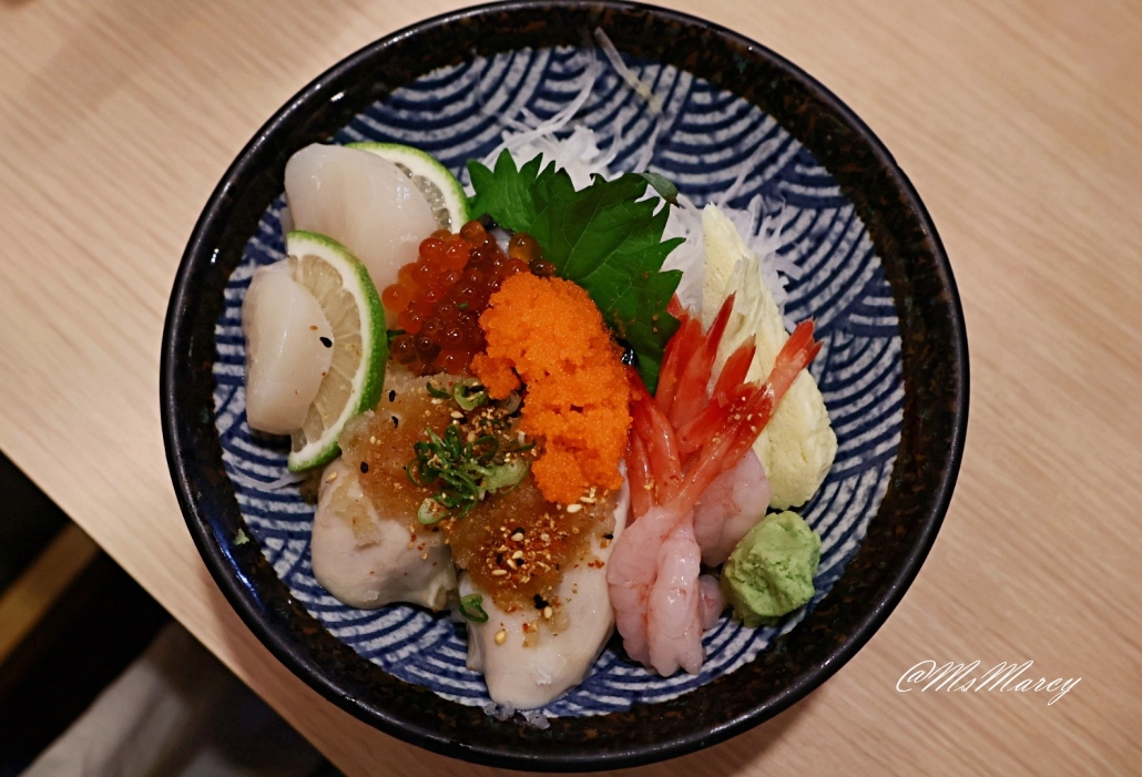 裕誠路美食|佐渡森:菜單豐富,豪華丼飯生魚片壽司的人氣鼓山區日本料理 - 第13張圖