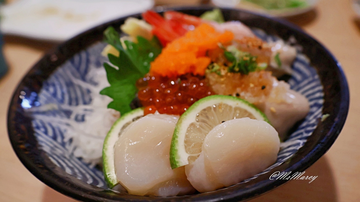 裕誠路美食|佐渡森:菜單豐富,豪華丼飯生魚片壽司的人氣鼓山區日本料理 - 第14張圖