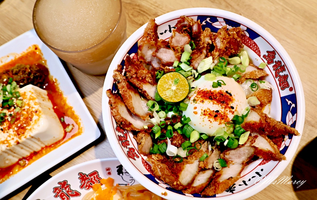 新光三越A11美食街推薦|小小麥 信義新光A11:烏龍麵69元起 - 第16張圖