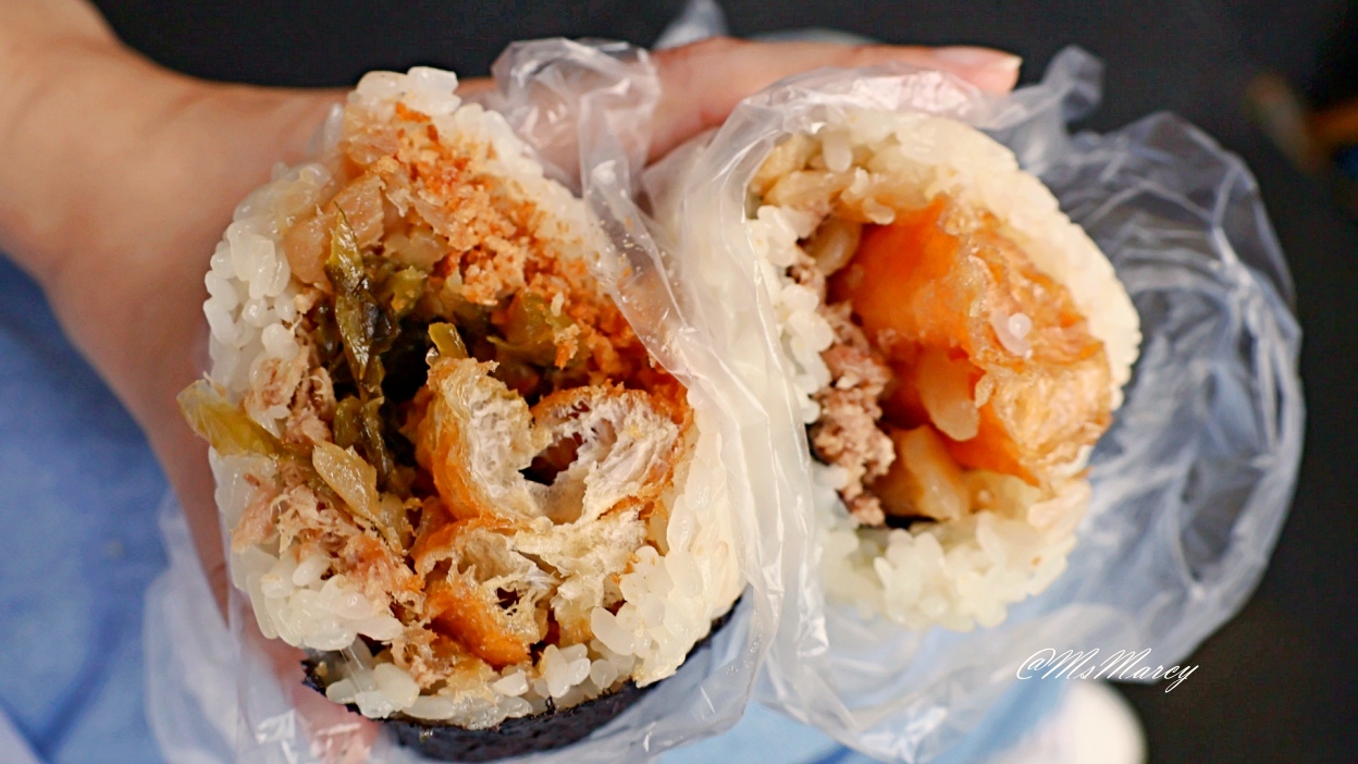 台北車站小吃|飯糰霸:時時排隊的巨無霸飯糰,俗夠大碗 - 第2張圖