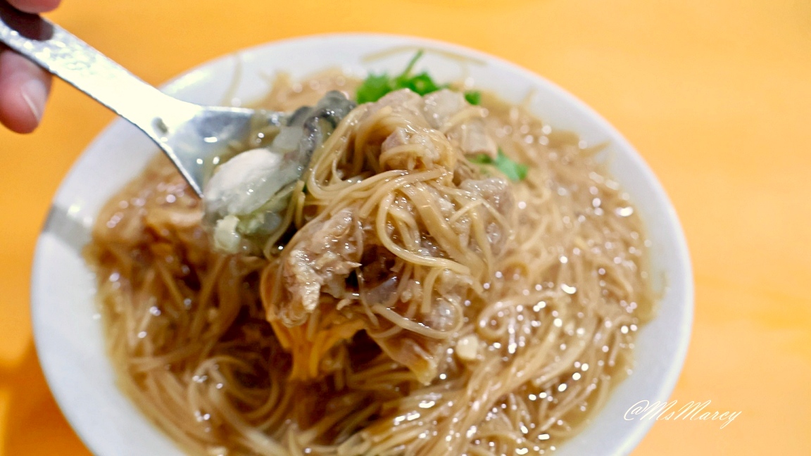 民權西路站美食|麵線傳奇:時時排隊的台北麵線,料多味美 - 第13張圖