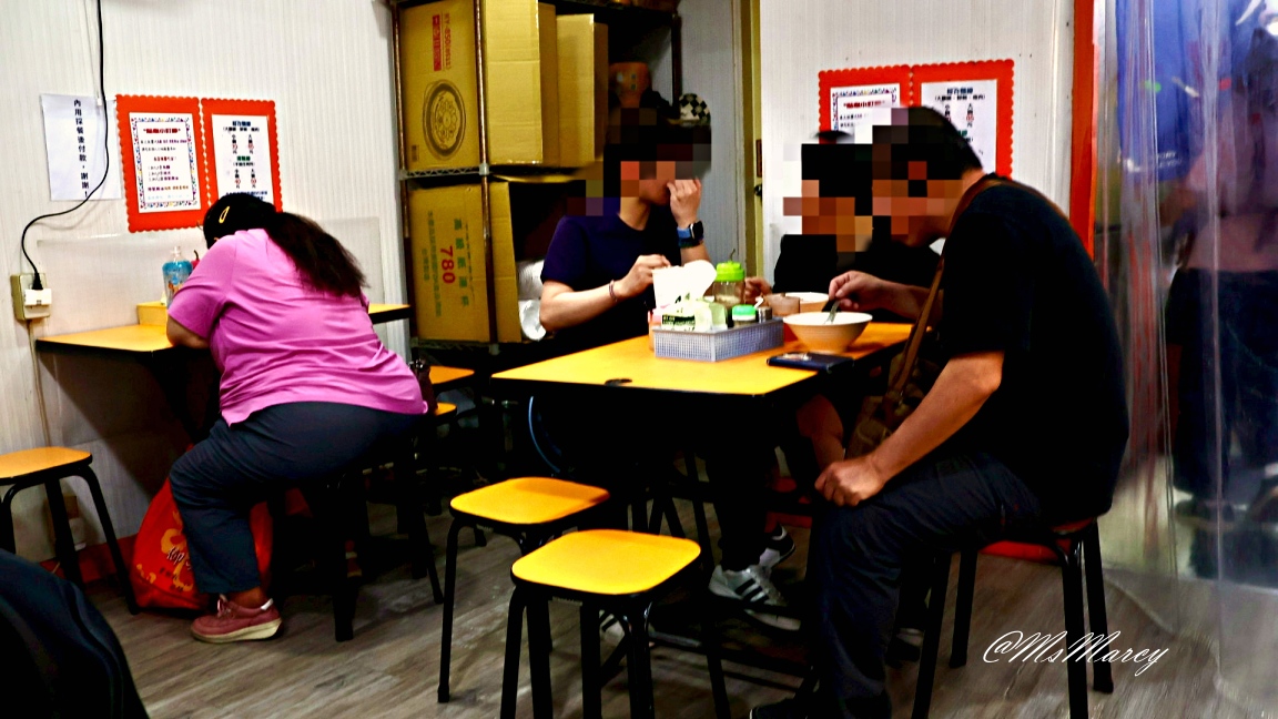 民權西路站美食|麵線傳奇:時時排隊的台北麵線,料多味美 - 第4張圖