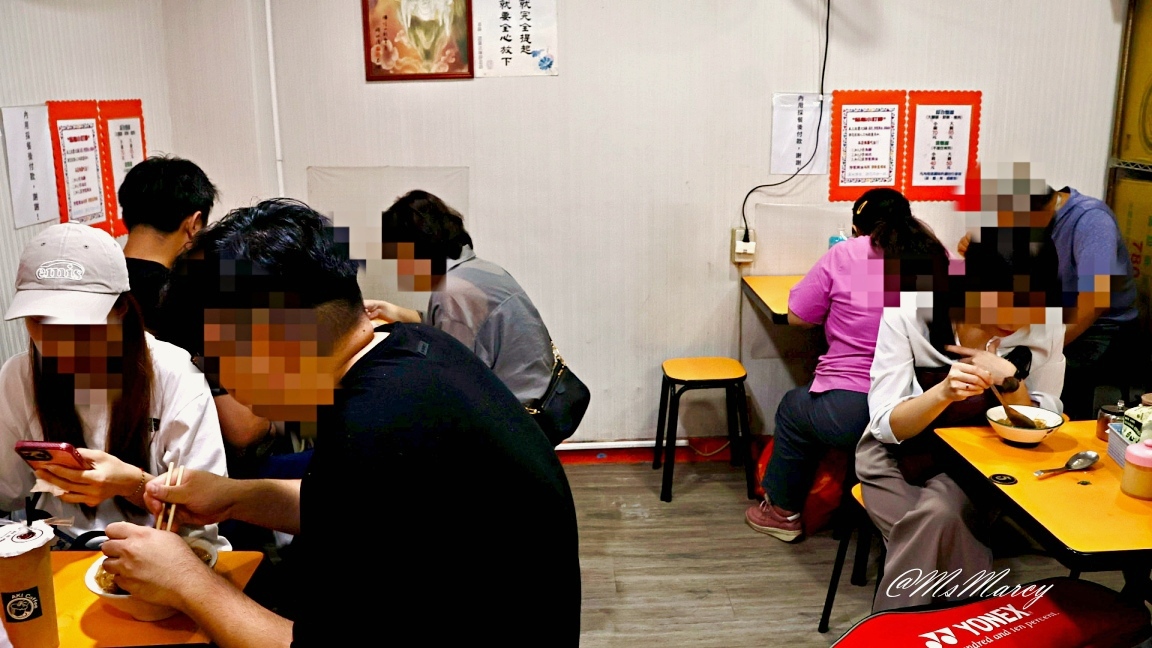 民權西路站美食|麵線傳奇:時時排隊的台北麵線,料多味美 - 第5張圖