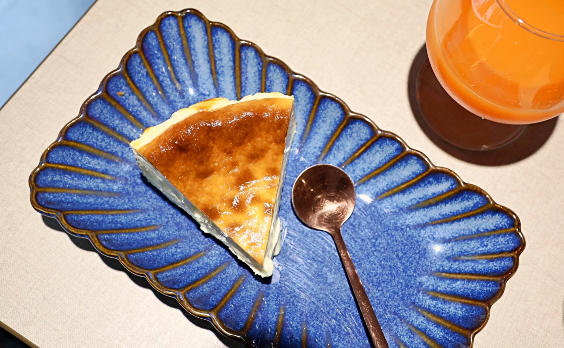 東區早午餐推薦|At.First More早寓仁愛店:菜單超豐富的人氣忠孝敦化網美餐廳 - 第31張圖 東區早午餐推薦|At.First More早寓仁愛店:菜單超豐富的人氣忠孝敦化網美餐廳