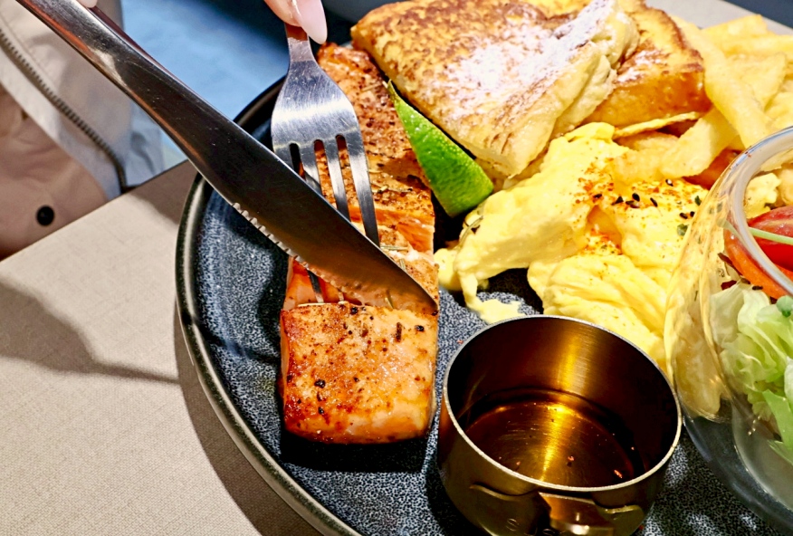 東區早午餐推薦|At.First More早寓仁愛店:菜單超豐富的人氣忠孝敦化網美餐廳 - 第25張圖 東區早午餐推薦|At.First More早寓仁愛店:菜單超豐富的人氣忠孝敦化網美餐廳