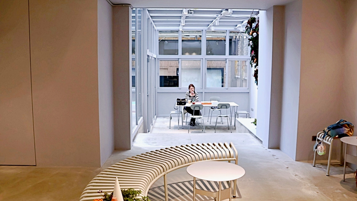 忠孝敦化咖啡廳｜BRU：東區新開幕時尚咖啡廳