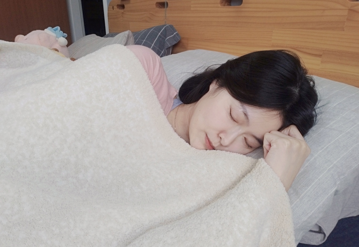 交換禮物|瑪姬愛絆禮+81舒芙蕾保溫毯2.0:台灣製造可機洗輕巧保暖毛毯推薦 - 第15張圖 交換禮物|瑪姬愛絆禮+81舒芙蕾保溫毯2.0:台灣製造可機洗輕巧保暖毛毯推薦