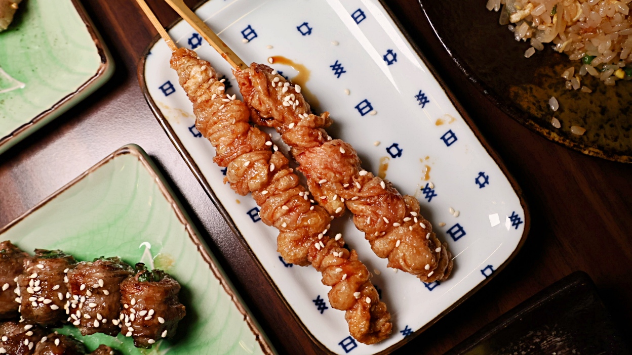 新北板橋江子翠居酒屋|老藏野炭火居酒屋:高CP值炭火串燒,必點爆量明太子系列,快揪好友大口喝酒大口吃串吧 ! - 第18張圖 新北板橋江子翠居酒屋|老藏野炭火居酒屋:高CP值炭火串燒,必點爆量明太子系列,快揪好友大口喝酒大口吃串吧 !