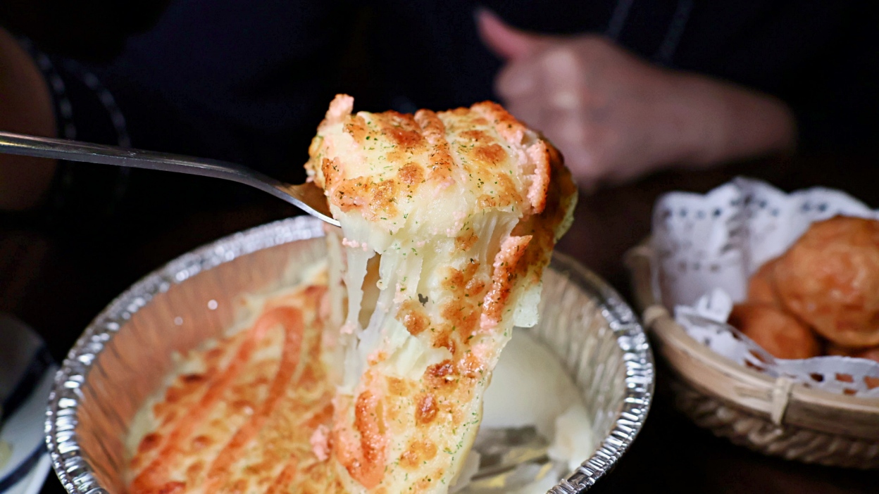 新北板橋江子翠居酒屋|老藏野炭火居酒屋:高CP值炭火串燒,必點爆量明太子系列,快揪好友大口喝酒大口吃串吧 ! - 第13張圖 新北板橋江子翠居酒屋|老藏野炭火居酒屋:高CP值炭火串燒,必點爆量明太子系列,快揪好友大口喝酒大口吃串吧 !