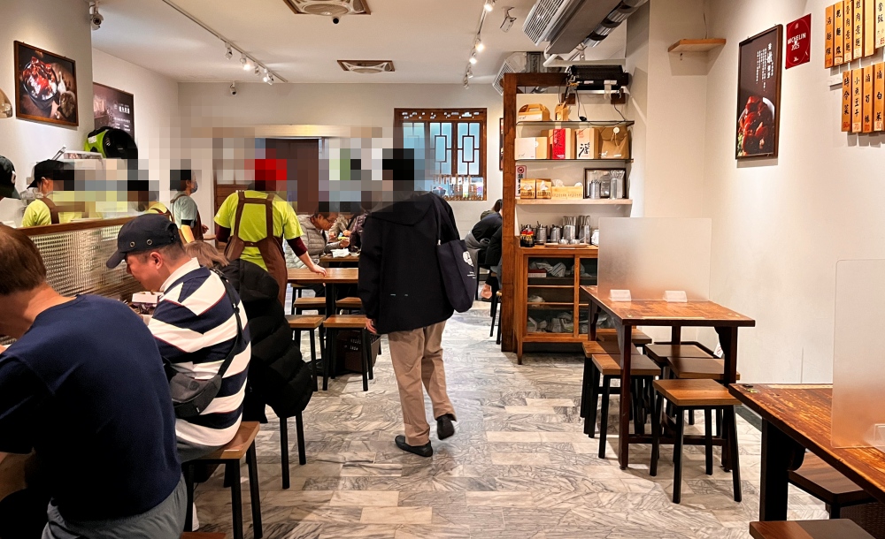 新店區公所美食│超人鱸魚：米其林必比登推薦真實評論&菜單