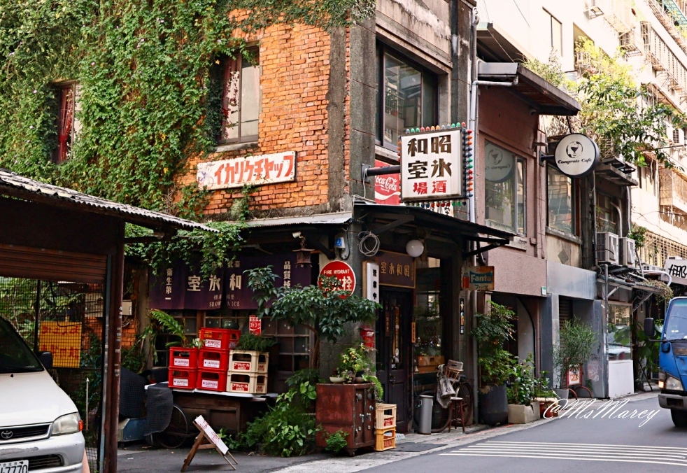 信義安和咖啡廳|Congrats Café:平日不限時老宅讀書咖啡,認真值得推薦 - 第2張圖 信義安和咖啡廳|Congrats Café:平日不限時老宅讀書咖啡,認真值得推薦