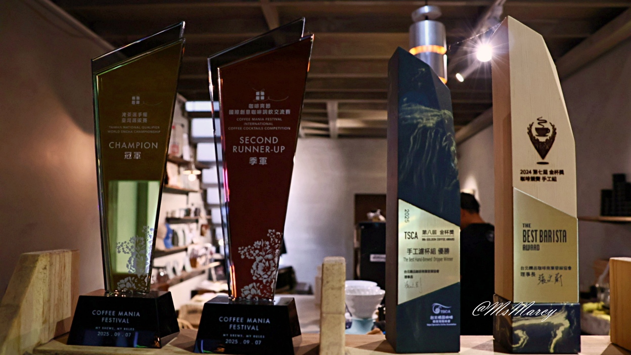 信義安和咖啡廳|Congrats Café:平日不限時老宅讀書咖啡,認真值得推薦 - 第5張圖 信義安和咖啡廳|Congrats Café:平日不限時老宅讀書咖啡,認真值得推薦