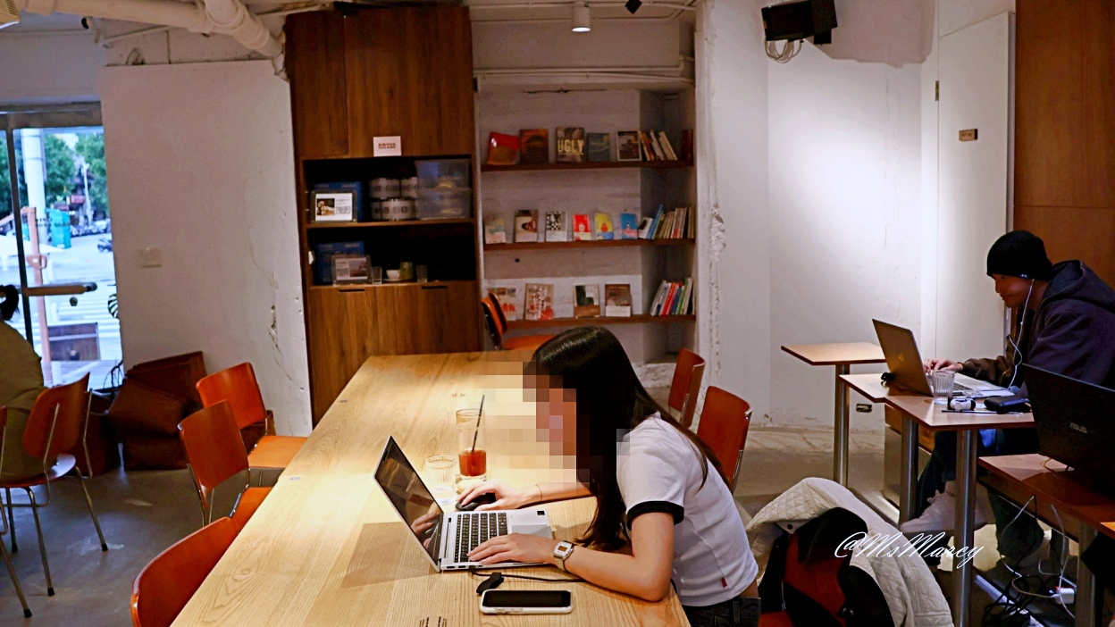 中山國中站深夜咖啡|Old Major Coffee:友善不限時 - 第7張圖 中山國中站深夜咖啡|Old Major Coffee:友善不限時