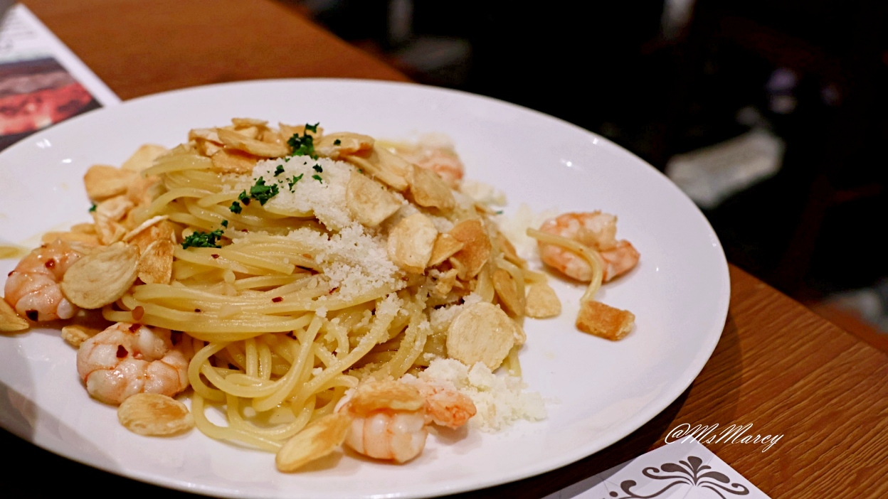 南港Pizza推薦｜BANCO棒可窯烤PIZZA 自製生麵南港Lalaport：必訂位國際冠軍披薩